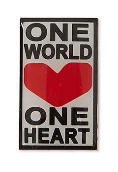 ONE WORLD ONE HEART ピンバッジ