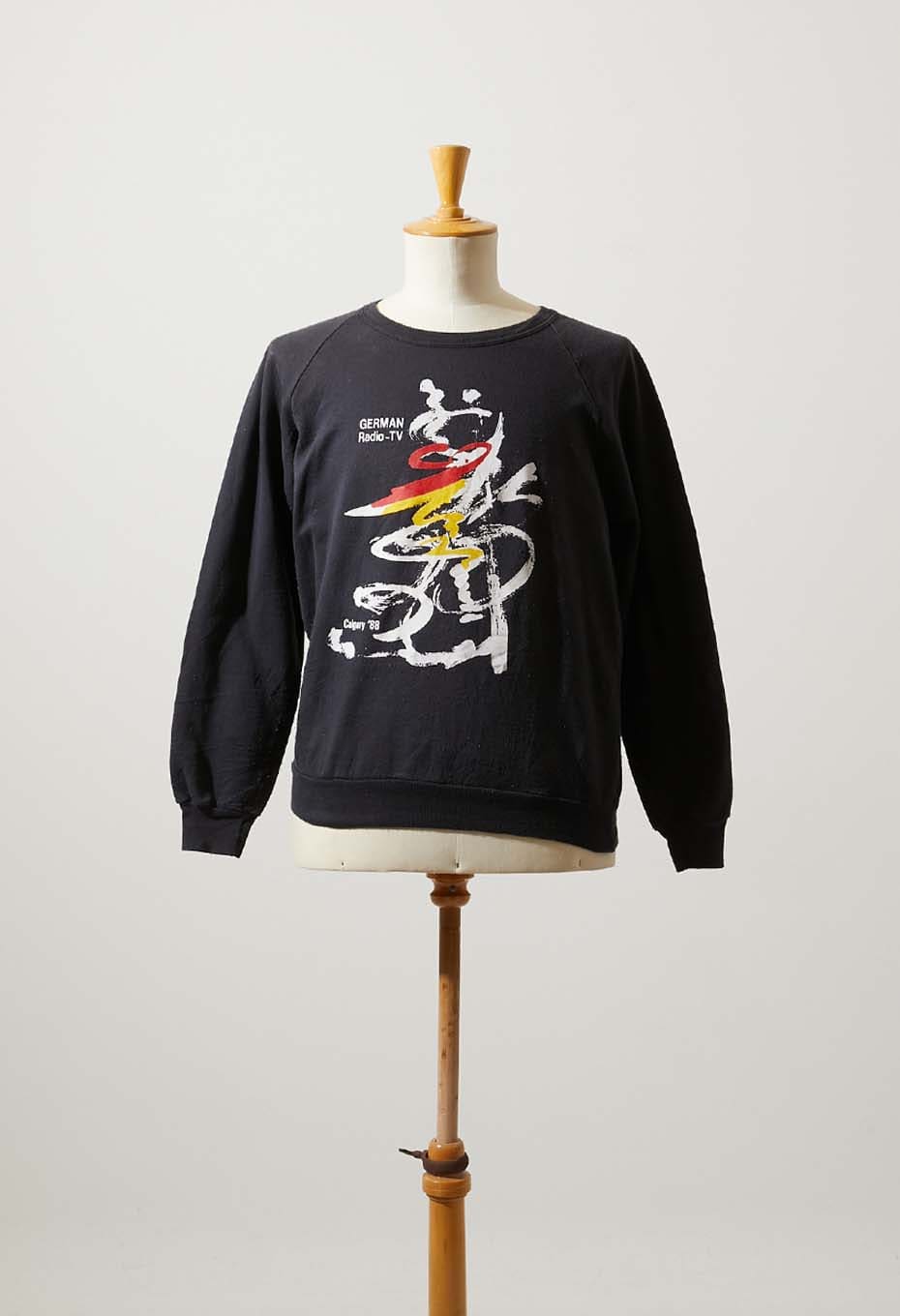 VINTAGE GERMAN RADIO TV BLACK SWEAT