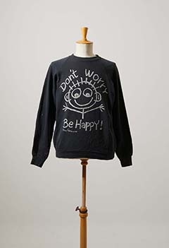 VINTAGE DON'T WORRY BLACK SWEAT