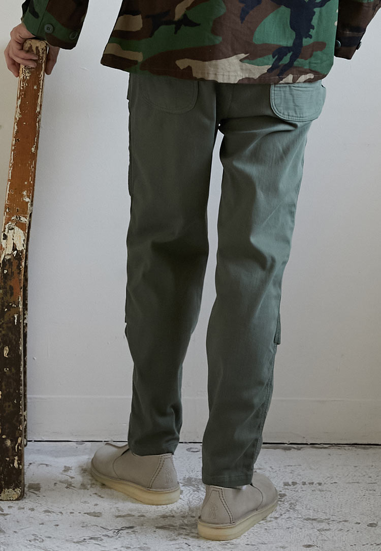 DOUBLE KNEE STRETCH  TAPERED PANTS